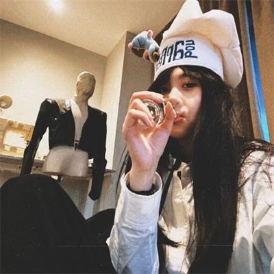 我的玄主身份藏不住了